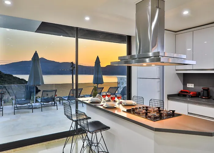 Ultra Lux * Kaş