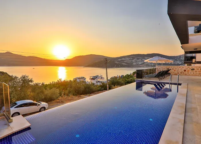 Ultra Lux Vila *
