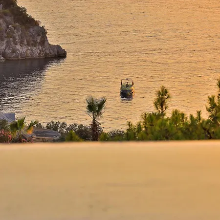 Ultra Lux * Kaş