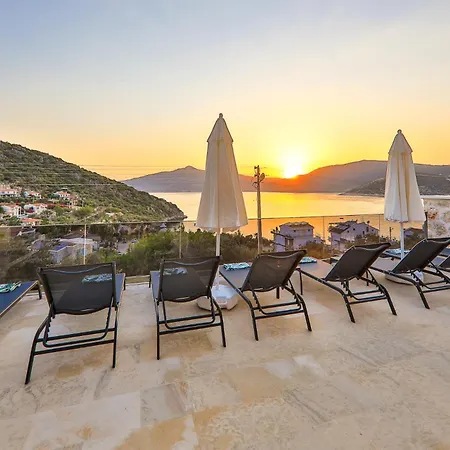 Ultra Lux Villa